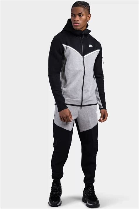 nike geweven trainingspak grijs|Nike trainingspak heren Tech Fleece of grijs, zwart.